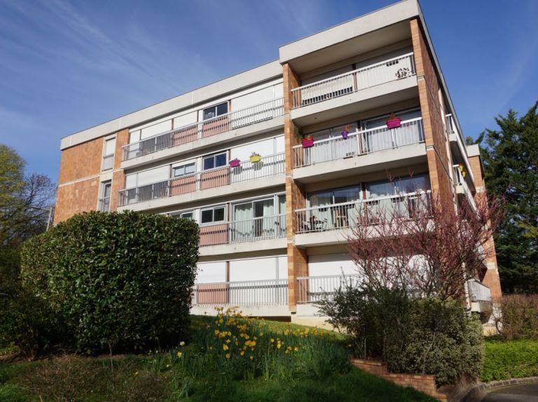 Appartement  de 4 pièces proche toutes commodités